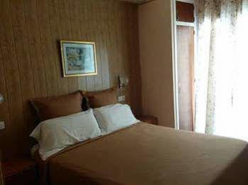 Creus Hotel